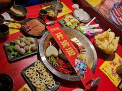 -谭鸭血老火锅(万象九宜城店)