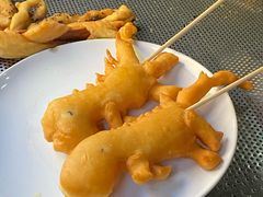 -恐龍造型油條