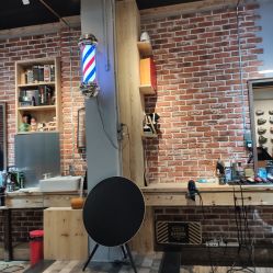 -TIGERBARBERSHOP 老虎男士理发店