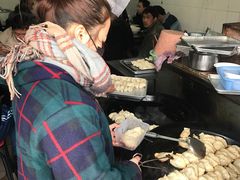 -黄阿姨锅贴大王(万航渡路店)