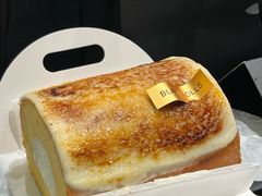 -白蘭BLANK(杭州湖滨银泰in77C区店)