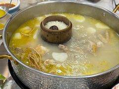 -朴小妹人参鸡汤火锅(长白山万达店)