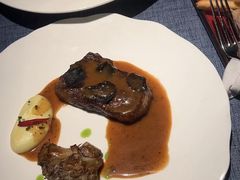 -弦月窗LUNETTE BY AMANDA(复兴路店)