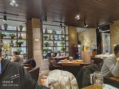 -金枝玉叶上海人家食府(三里河店)