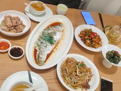 -顺风汤馆·广府粤菜(江宸天街店)