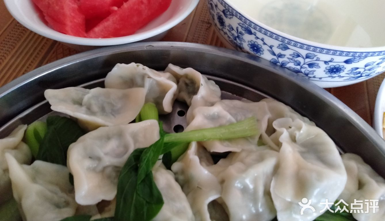 夏季让人胃口大开的茴香肉馅饺子