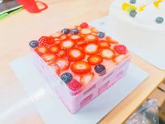 水晶气泡酒草莓慕斯蛋糕-派悦坊·甜品·蛋糕(日坛店)