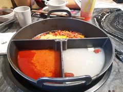 -热火朝天鲜切牛肉火锅(南强街巷店)