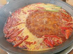 -黄潇洒老火锅(九眼桥宏济巷店)