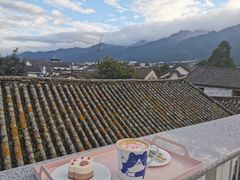 -喵屿·大理花园猫咖