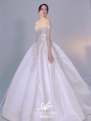 -LOVE SHINE婚纱·红鼎庄龙凤褂·妈妈装定制
