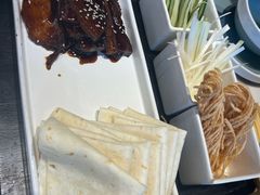 京酱香肉卷饼-探香儿融合餐厅(金碧源店)