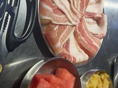 -马路牙子地桌烤肉(工体店)