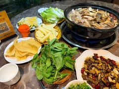 -野菌园·野生菌火锅首创第一家(关兴路总店)