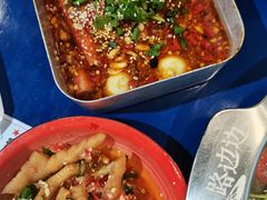 -马路边边串串香(苗栗路店)