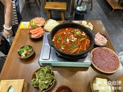 -黔有有贵州酸汤夺夺粉火锅(五味十字店)