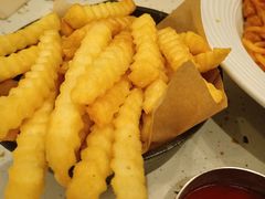 -必胜客(WOW中央公园店)