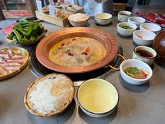 -阿婆情腊排骨火锅·野生菌季(古城旗舰店)
