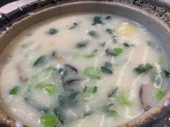 干贝排骨粥-粤仔湾砂锅粥(金太湖店)