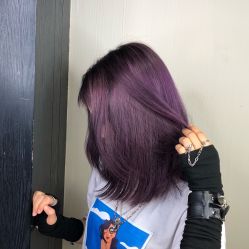 -苑苑发型设计