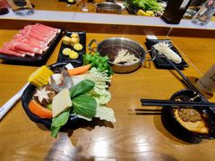 -呷哺呷哺 黄金牧场 (中发百旺店)
