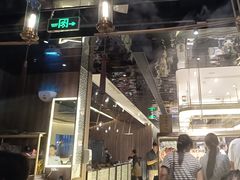 -捞王锅物料理(上海世茂广场店)