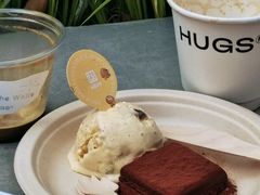 -HUGS coffee(东区店)