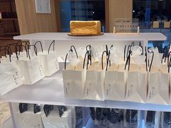 -银座仁志川·生吐司专门店(香港广场店)