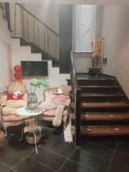 -威思丽高温瑜伽会馆