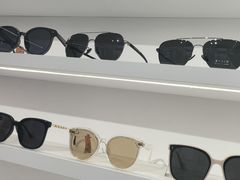 -美式眼镜·授权蔡司.依视路.尼康.豪雅.明月(南翔印象城店)