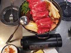 部队锅-MI WU FACTORY米屋美食工厂餐厅(绿地店)