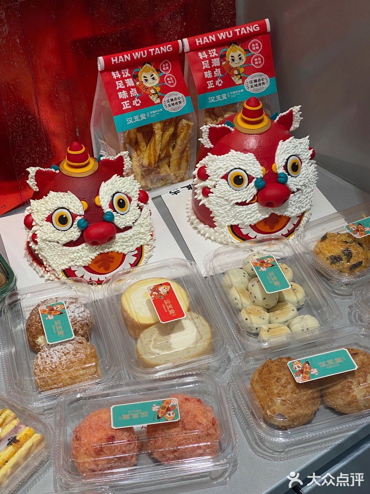 不得不说真的被这家点心局的蛋糕萌翻了❗️❗️❗️