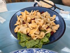 -崴海渔村(虹梅路店)