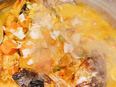 清江鱼-令狐冲·炭烤活鱼(宝龙店)