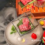 日式烤肉居然有劳斯莱斯星空顶??!