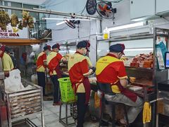 -Bánh Mì Huynh Hoa