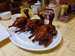 招牌烤乳鸽-石岐佬中山菜馆(张溪店)