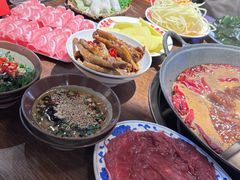 -萍姐火锅·公路夜市(武汉首店)