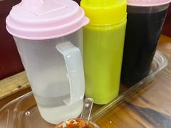 -丽虹云南过桥米线(兴工街店)