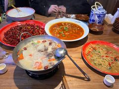 -先启半步颠小酒馆(白麓里店)