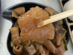 萝卜牛杂-黄师奶甜品店
