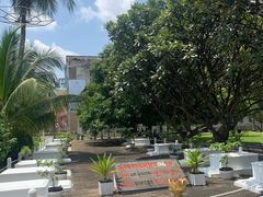 -吐斯廉屠杀博物馆