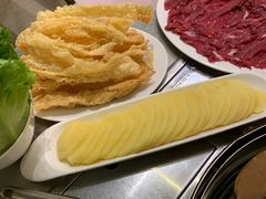 -胡须佬鸡煲四季火锅店(石厦西村直营店)
