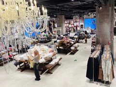 -ONE MOMENT(北京朝外店)