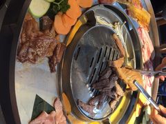-哈哈碳都·牛肋条无限自助烤肉(台江万达店)