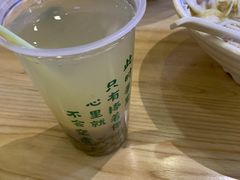 -鑫花溪牛肉米粉(人民广场店)