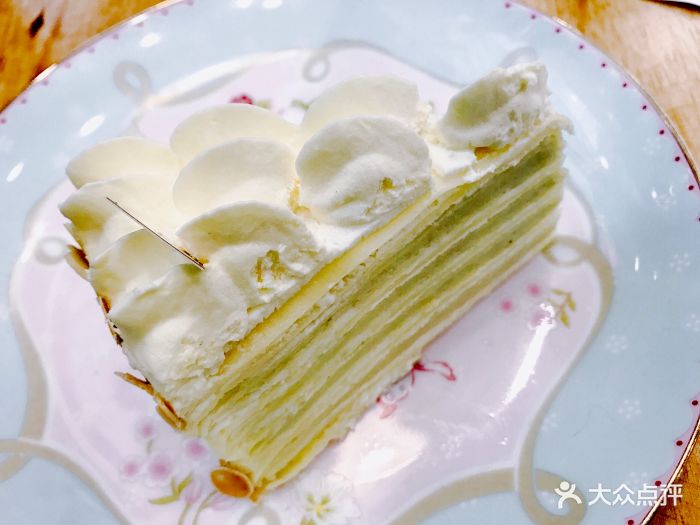 牛奶小姐(徐汇日月光店)金牌榴莲千层图片