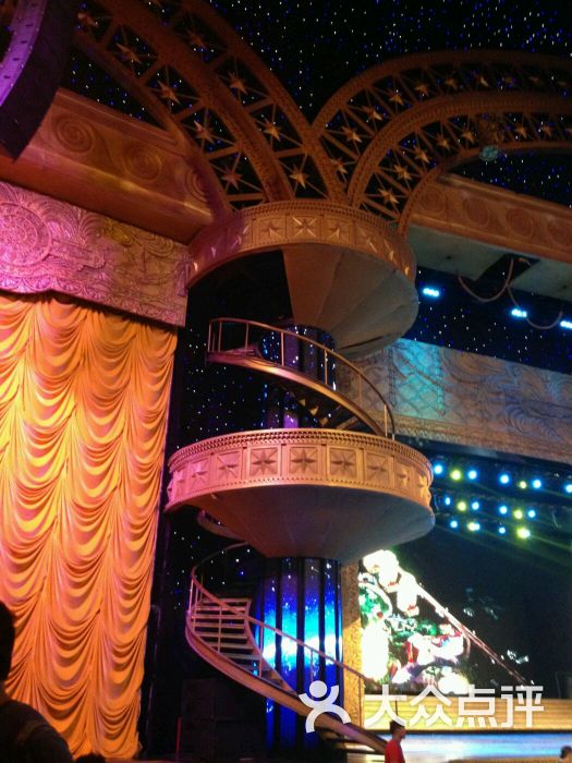 美丽之冠晚宴剧场图片 - 第2张