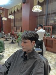 -尼特斯男士发型馆