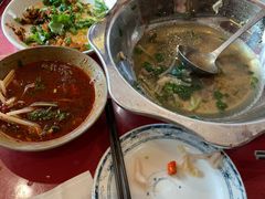 -谢老五跷脚牛肉·非遗传承店